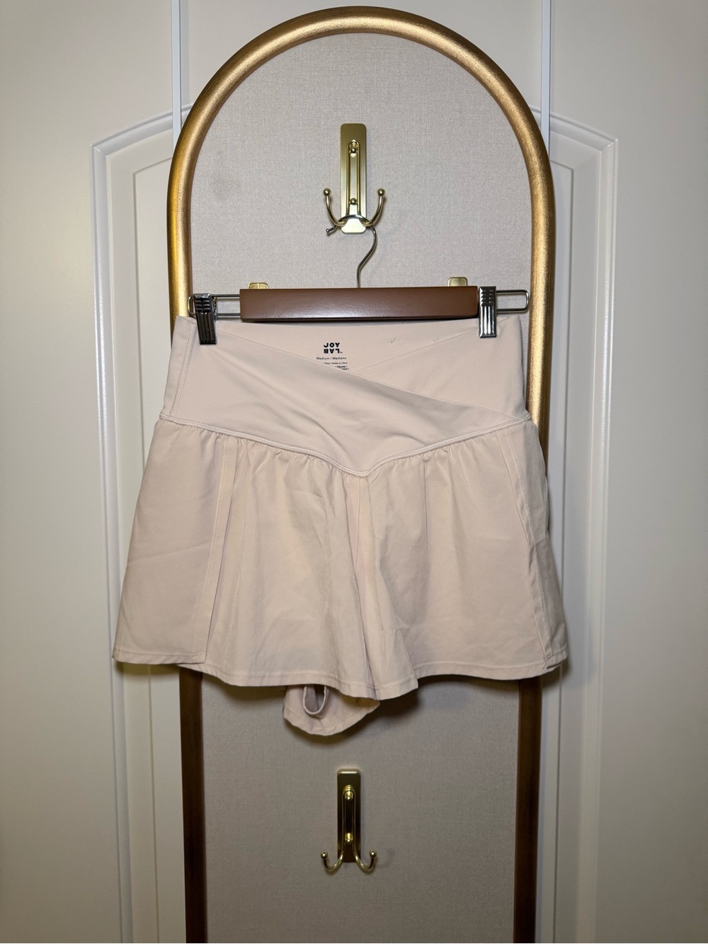 Cozy White Cardigan with Beige Trim - Picture 3 of 4